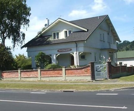 Surf City Lodge Гисборн Экстерьер фото